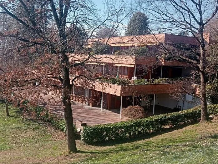 Appartamento con 13 locali in vendita in Strada Milius Ronsaglia, Moncalieri