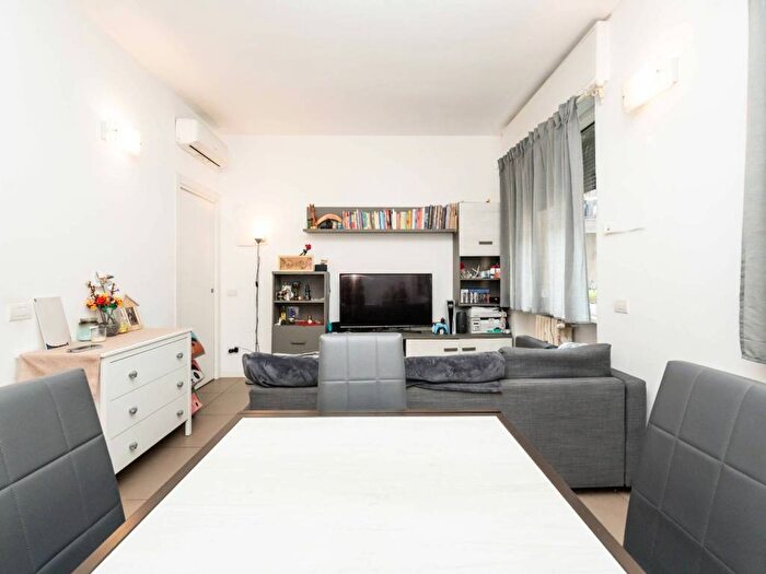Appartamento trilocale in affitto in Via Saint Denis, Rondò Torretta, Sesto San Giovanni