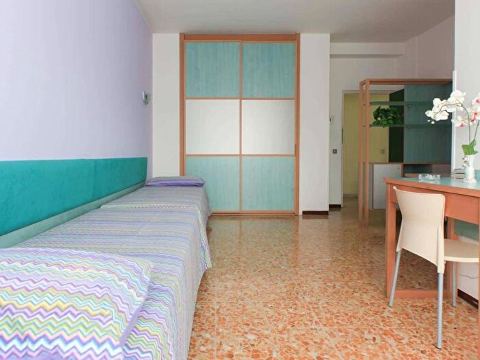 Appartamento bilocale in affitto in Via Giuseppe Giusti, Paolo Sarpi, Milano