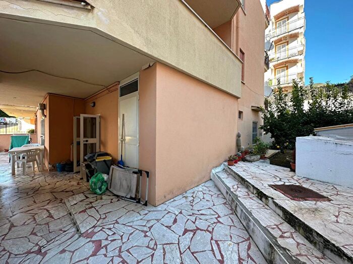 Appartamento trilocale in vendita in Sperlonga