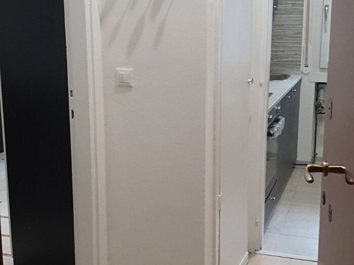 Appartamento monolocale in affitto in Viale San Gimignano, Bande Nere, Milano