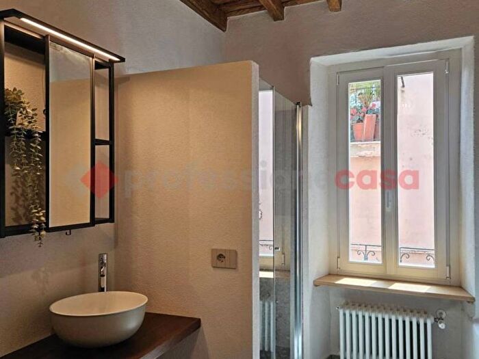 Appartamento bilocale in affitto in Via sommeiller, Centro Storico, Pinerolo