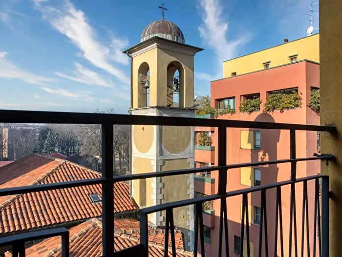 Appartamento monolocale in affitto in Via Melchiorre Delfico, Milano