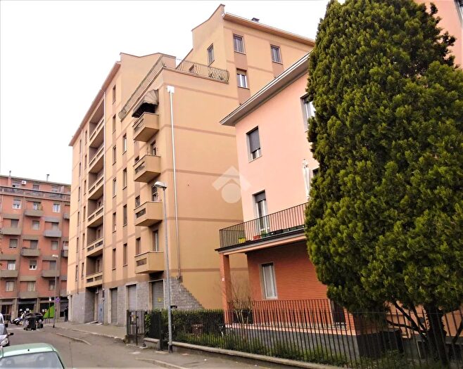 Appartamento trilocale in vendita in Via Giovanni Amendola, Parma