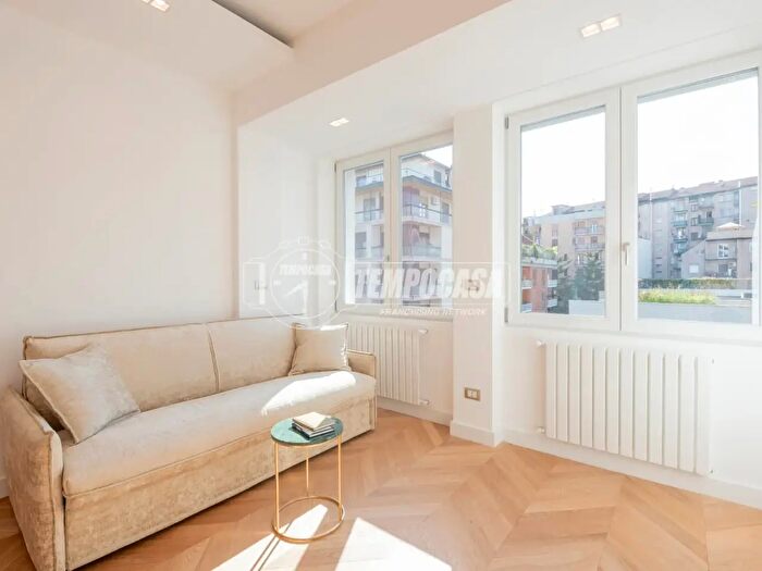 Appartamento bilocale in vendita in Via Gustavo Fara, Milano
