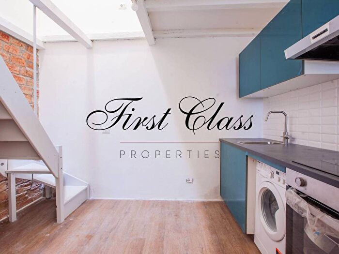 Appartamento bilocale in affitto in Via Arquà, Parco Trotter, Milano