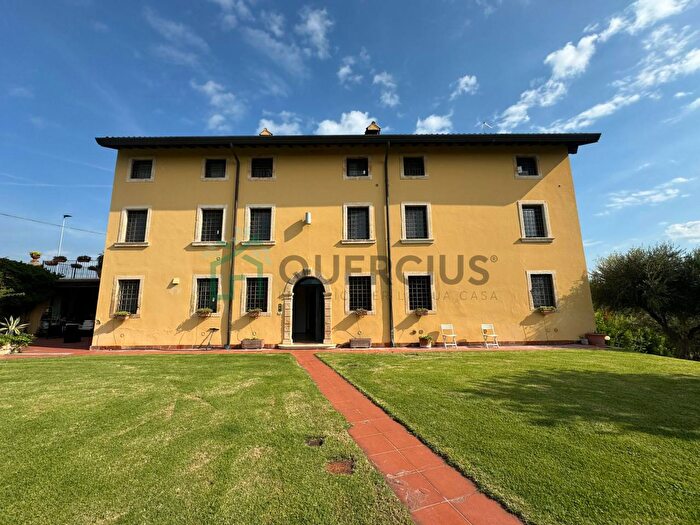 Appartamento trilocale in vendita in Via Cubetta, Colognola Ai Colli