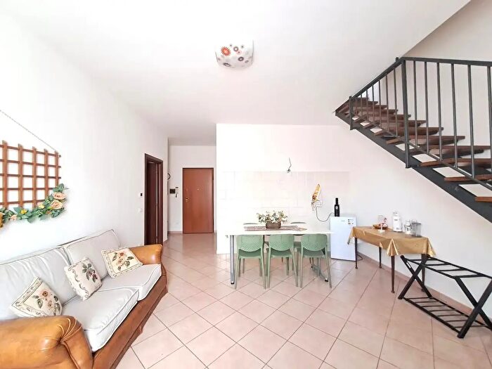 Appartamento quadrilocale in vendita in Via Giotto, Rignano Flaminio
