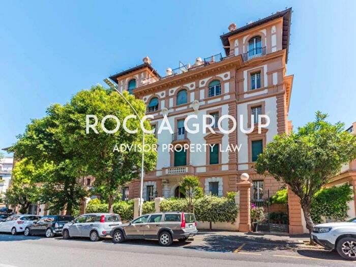 Appartamento con 6 locali in affitto in Via Antonio Bertoloni, Parioli, Roma