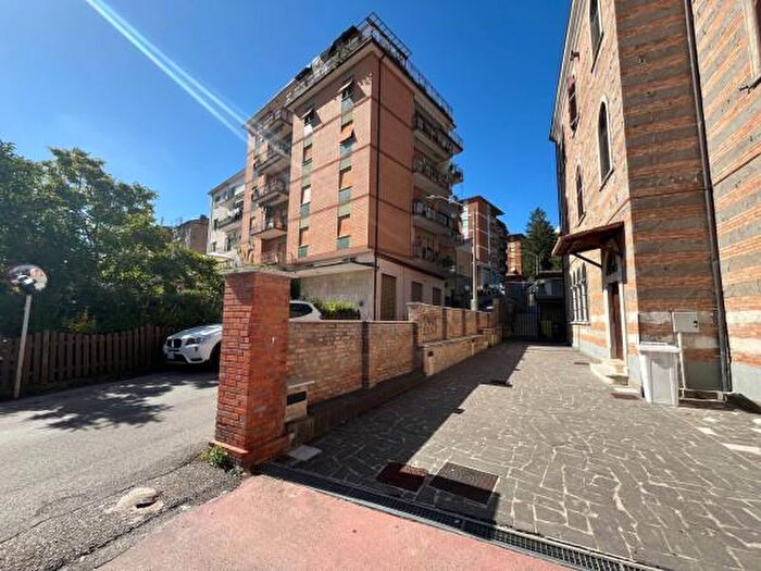 Appartamento con 5 locali in vendita in Via Alcide De Gasperi, Orte