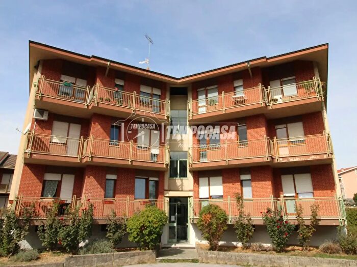 Appartamento trilocale in vendita in Strada del Brich, Mondovi'