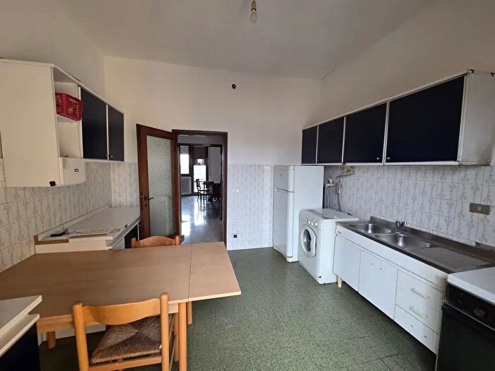 Appartamento quadrilocale in vendita in Via Baccio da Montelupo, Firenze