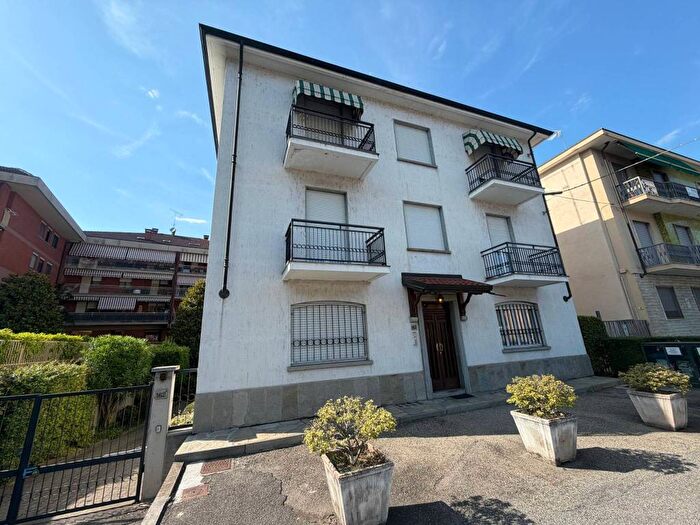 Appartamento bilocale in affitto in Via Torino, Centro, San Mauro Torinese