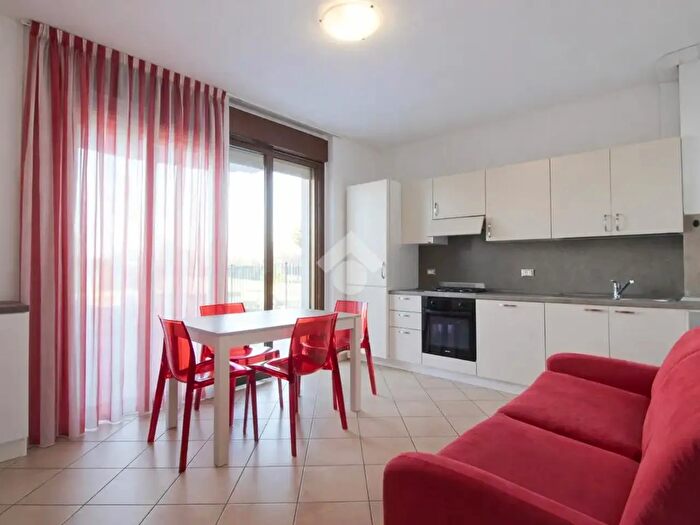 Appartamento trilocale in vendita in Via della Repubblica, Porto Recanati