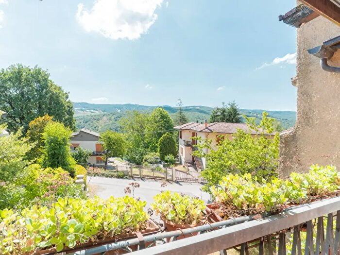 Casa con 6 locali in vendita in Via Centrale Montere, Monterenzio