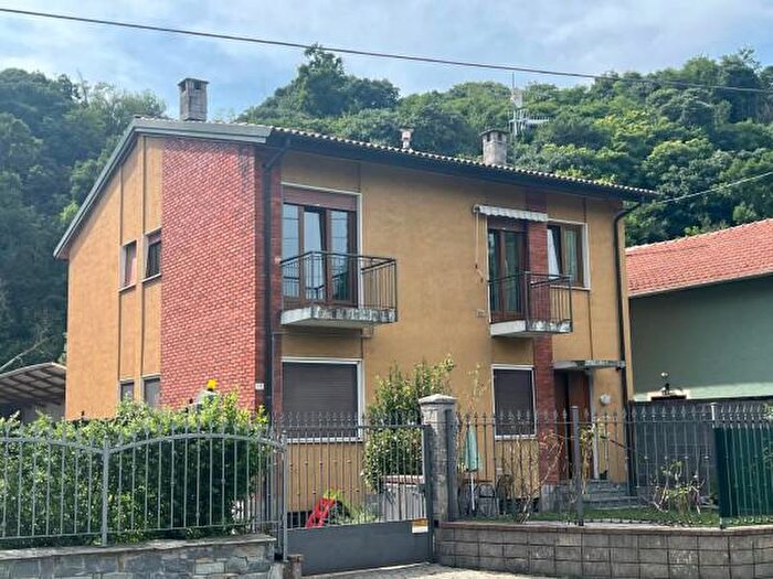 Appartamento quadrilocale in vendita in Via Ivrea, Samone