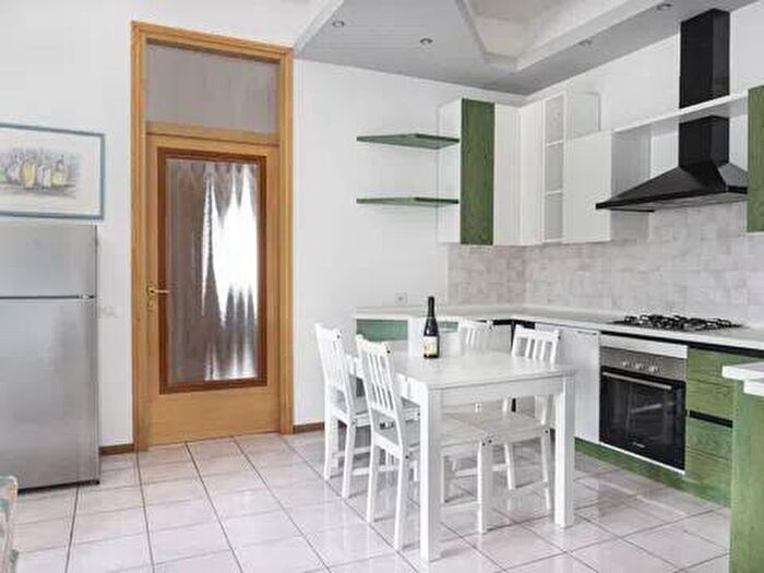 Appartamento trilocale in affitto in Via Fratelli Rosselli, Centro, Belluno
