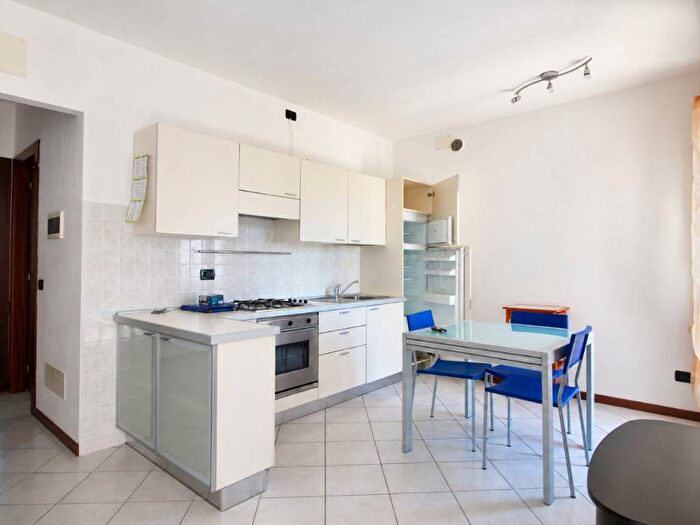 Appartamento bilocale in affitto in VIA MALPIGHI, Centro, Schio