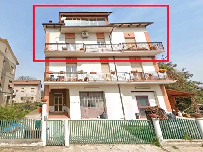 Appartamento con 5 locali in vendita in Via Cellini, Morrovalle