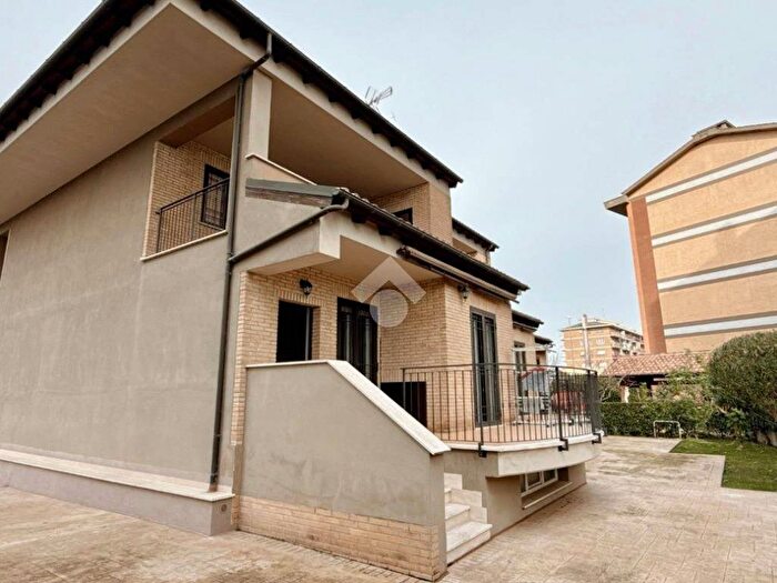 Appartamento bilocale in affitto in Viale della Primavera, Centocelle, Roma