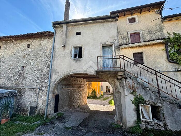 Casa monolocale in vendita in Via Borgo Varnier, Fregona