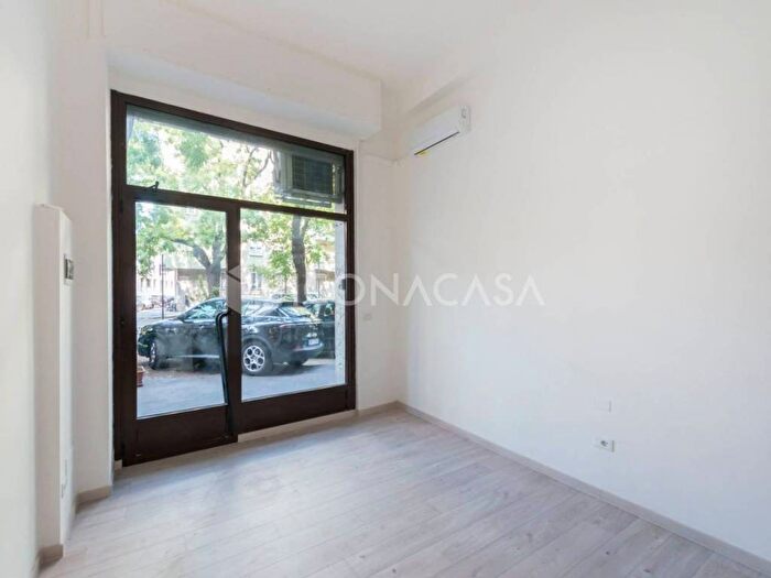 Casa monolocale in affitto in Via Francesco Caracciolo, Cenisio, Milano