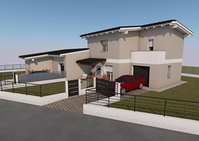 Casa quadrilocale in vendita in Suzzara