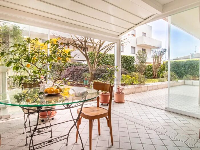 Appartamento quadrilocale in vendita in Piazzetta Monsignor G Lorenzon, Vicenza