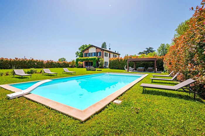 Casa con 6 locali in affitto in Via Muraglia, Castel Maggiore