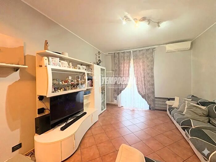 Appartamento quadrilocale in vendita in Via Statale, Fiorano Modenese