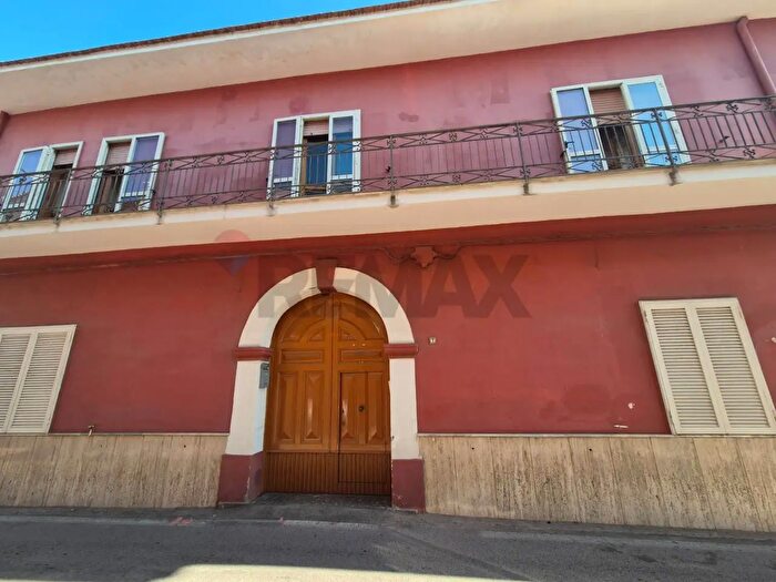 Casa con 7 locali in vendita in Via G Fiordelisi, Sirignano