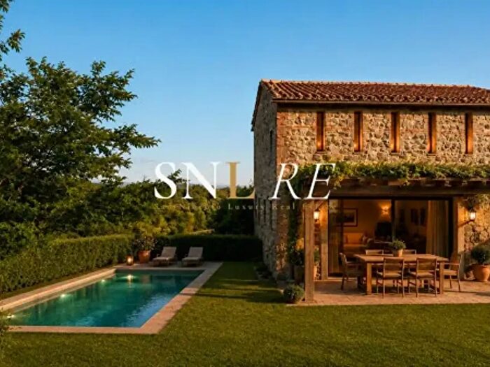 Casa con 6 locali in vendita in Podere Pietre Bianche, Radicofani