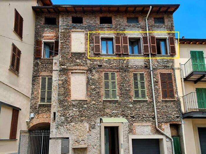 Appartamento quadrilocale in vendita in Gravedona ed Uniti