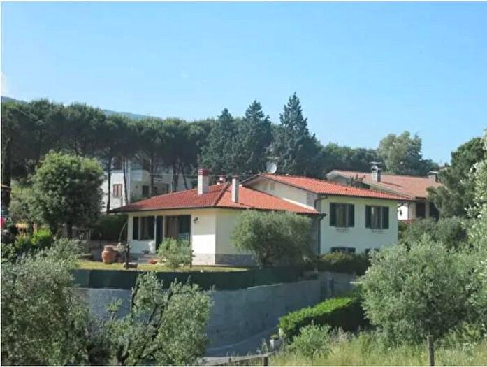 Casa monolocale in vendita in Via Lucchese, Pescia