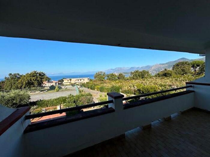 Appartamento quadrilocale in vendita in Corso Principi Lanza di Trabbia, San Nicola Arcella