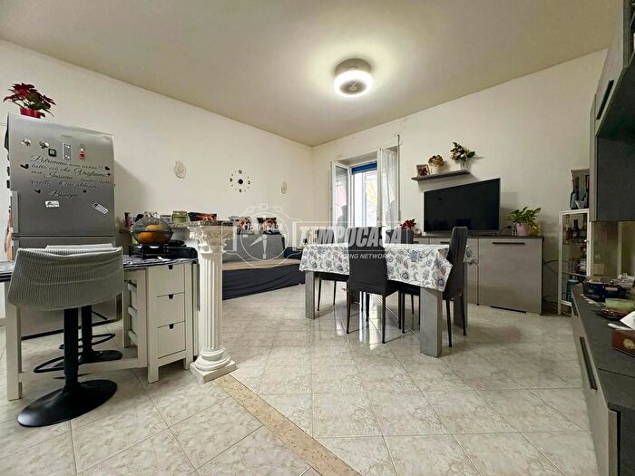 Appartamento quadrilocale in vendita in Via Vittorio Veneto, Cirie