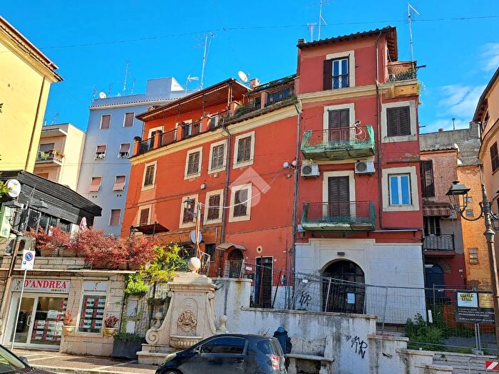 Appartamento bilocale in vendita in Via Graziosa, Albano Laziale