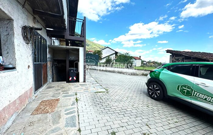 Case in Vendita e in Affitto - 3