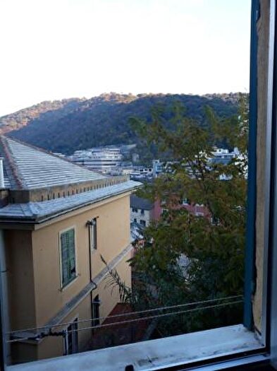 Appartamento con 5 locali in vendita in Salita di San Pantaleo, Genova