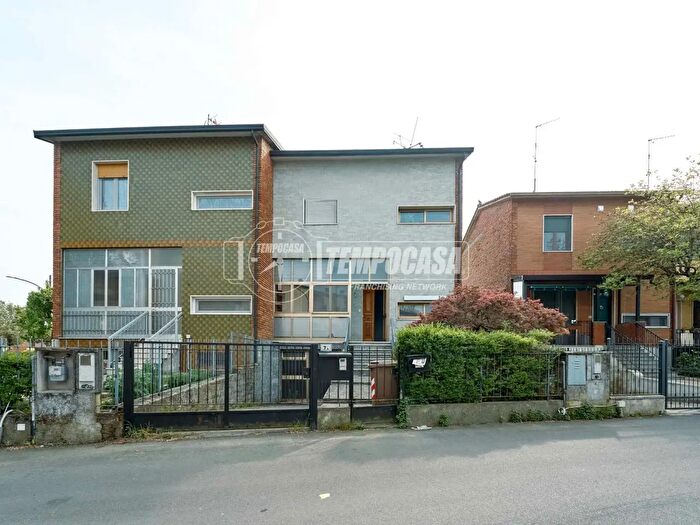 Casa quadrilocale in vendita in Via Alessandro Anselmi, Cremona