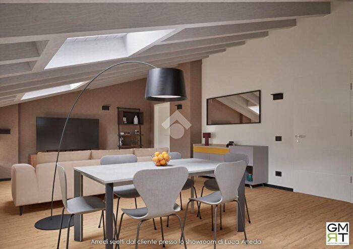 Appartamento trilocale in vendita in Via Trento, Scandiano