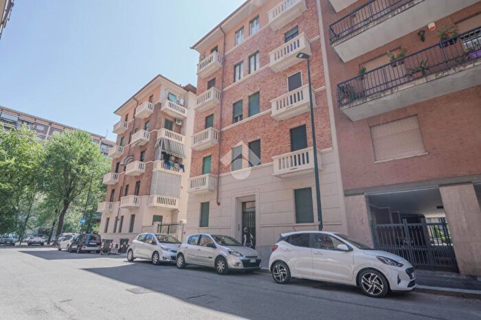 Appartamento bilocale in vendita in Via Lorenzo Delleani, Torino