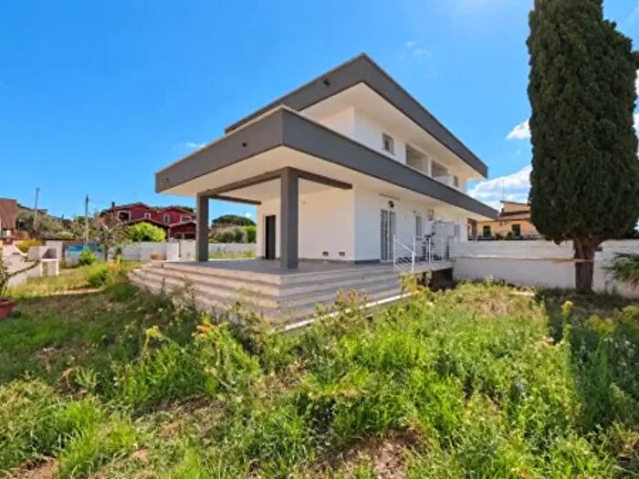 Casa bilocale in vendita in Via Elia Facchini, Roma