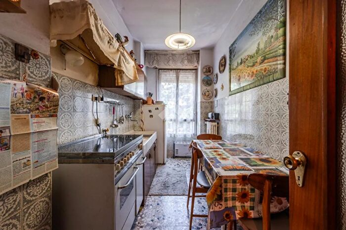 Appartamento con 5 locali in vendita in Via Alceste De Ambris, Bologna