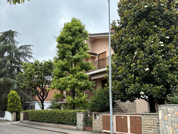 Appartamento quadrilocale in affitto in Buon Pastore Parco Amendola, Modena