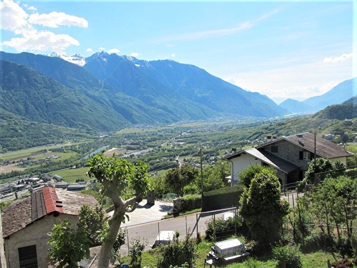 Case in Vendita e in Affitto - 3