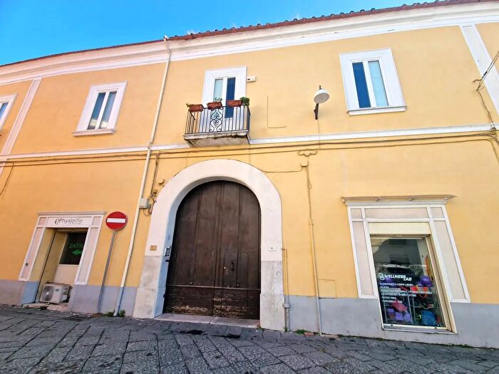 Appartamento trilocale in vendita in Via Roberto dAngiò, Santa Maria Capua Vetere