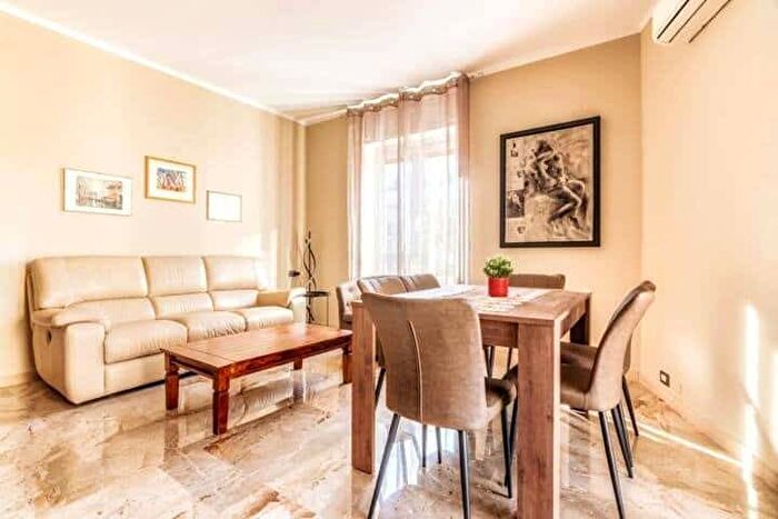 Appartamento trilocale in affitto in Via Mario Morgantini, San Siro, Milano