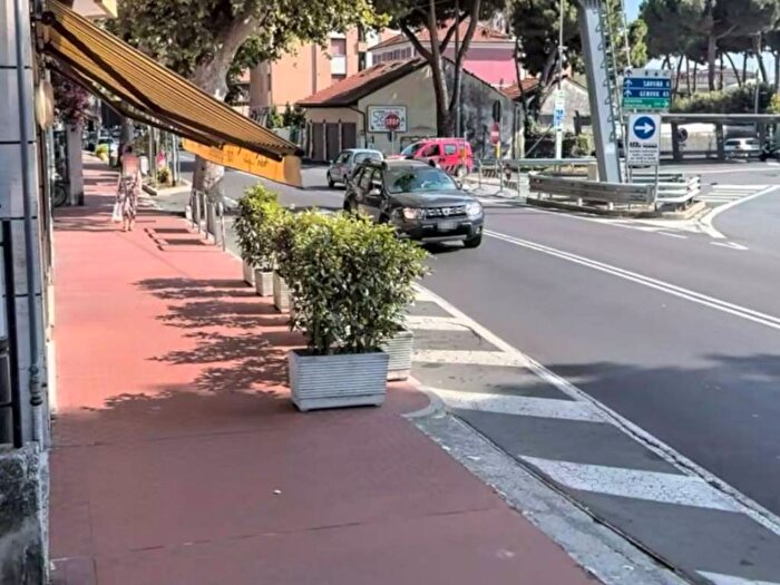 Appartamento bilocale in affitto in Centro, Albisola Superiore