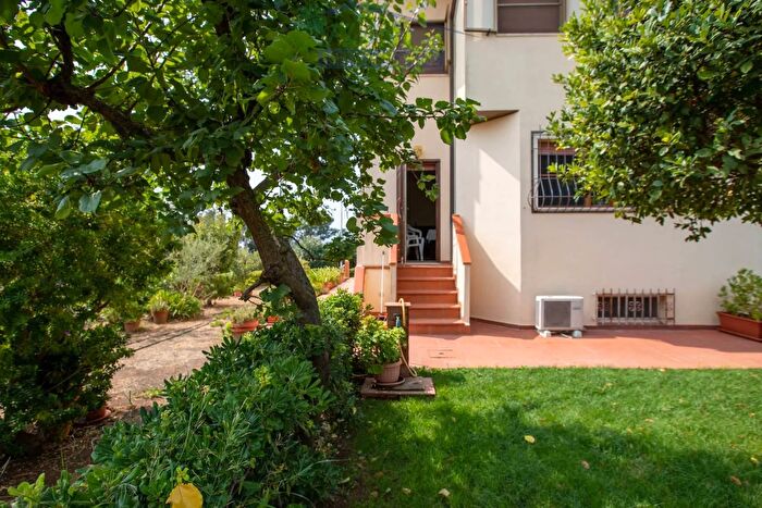 Casa con 6 locali in vendita in Circonvallazione Berlinguer, Capalbio